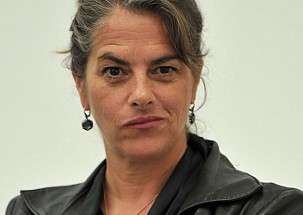 Tracey Emin. Biography, Works and Exhibitions