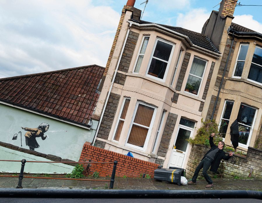 Aachoo!! de Banksy en Bristol
