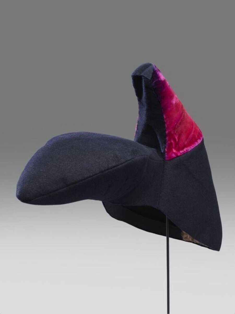 Schiaparelli y Dalí, Sombrero-zapato, 1937-38