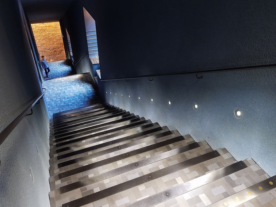 Escalera Himmelsleiter del Deutsches Romantik-Museum