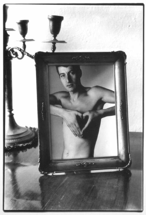 Maurizio Catelan corazón