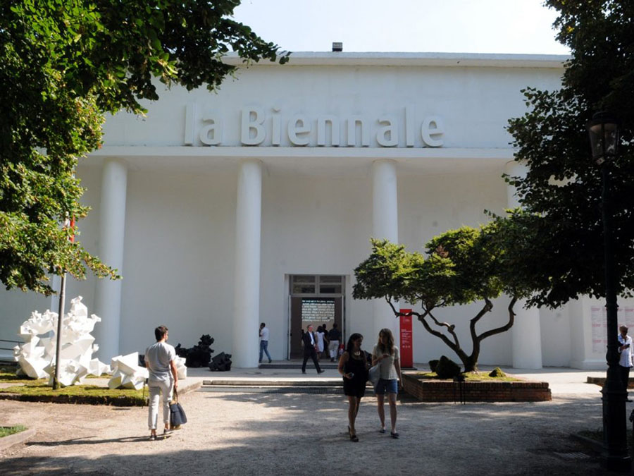 bienal venecia